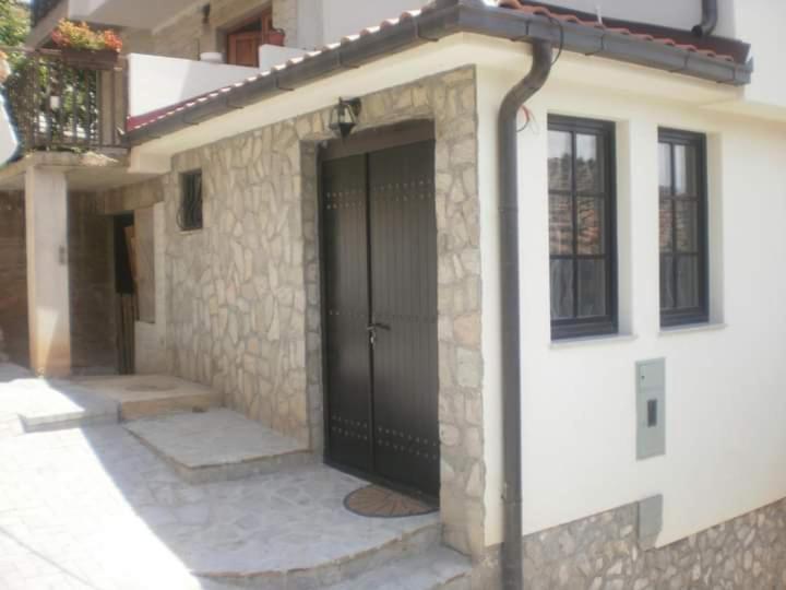 House Meri Охрид Экстерьер фото